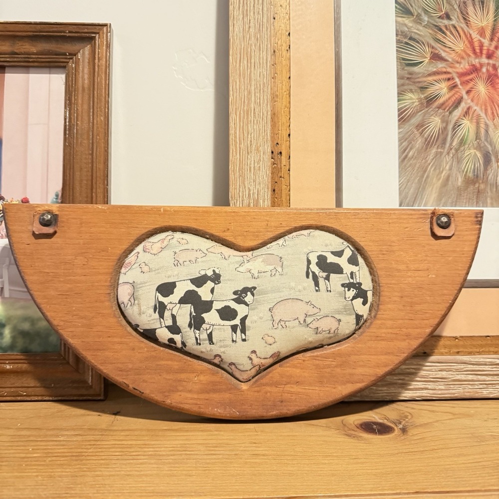 Vintage Wooden Sewing Lid Top Cow Chicken Pig Decoration Farmhouse Barn Cushion